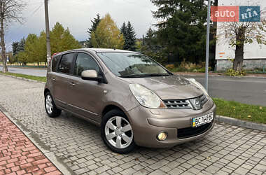 Хэтчбек Nissan Note 2007 в Могилев-Подольске Хэтчбек Nissan Note 2007 в Могилев-Подольске