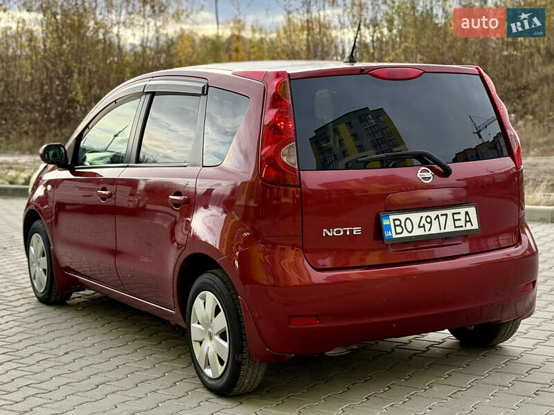 Хетчбек Nissan Note 2012 в Тернополі