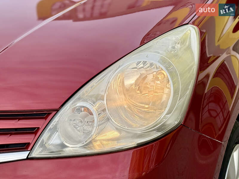 Хетчбек Nissan Note 2012 в Тернополі