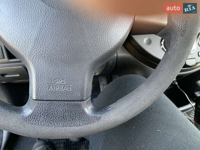 Хэтчбек Nissan Note 2007 в Львове фото 9 Хэтчбек Nissan Note 2007 в Львове