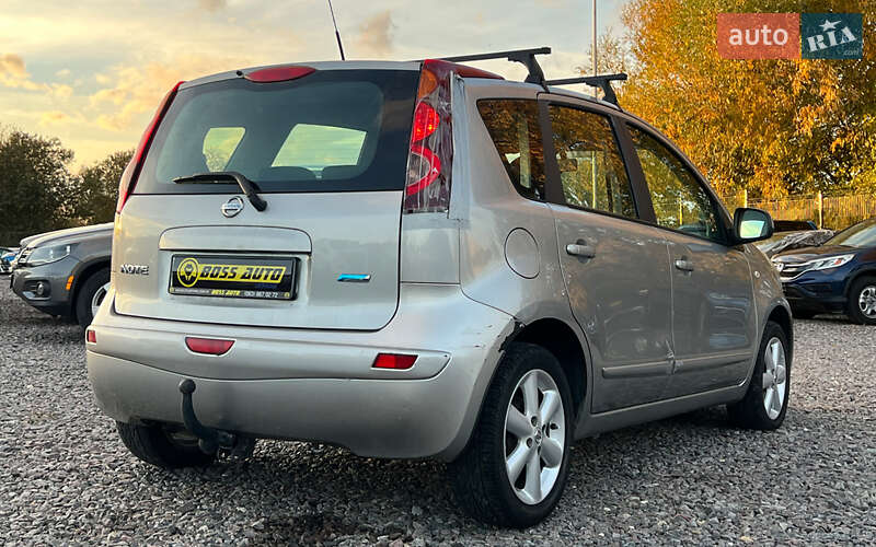 Хэтчбек Nissan Note 2010 в Львове фото 4 Хэтчбек Nissan Note 2010 в Львове