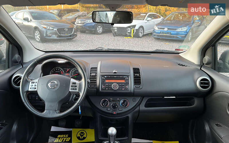 Хэтчбек Nissan Note 2010 в Львове фото 11 Хэтчбек Nissan Note 2010 в Львове
