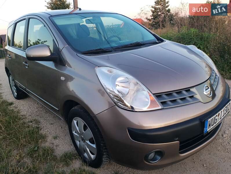 Хэтчбек Nissan Note 2008 в Тернополе