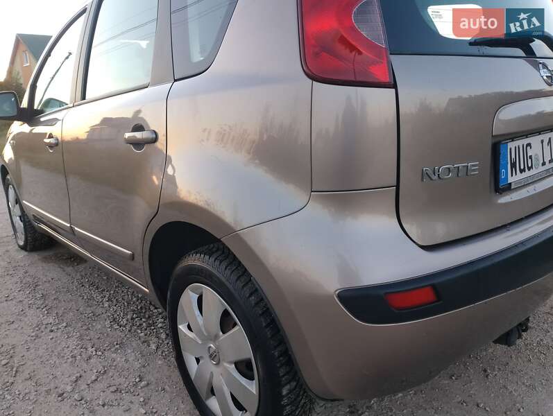 Хэтчбек Nissan Note 2008 в Тернополе