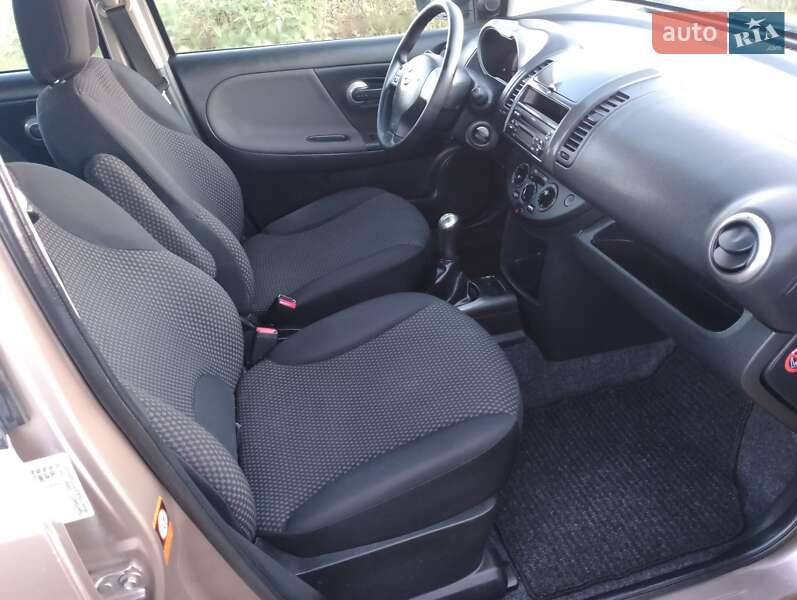 Хэтчбек Nissan Note 2008 в Тернополе