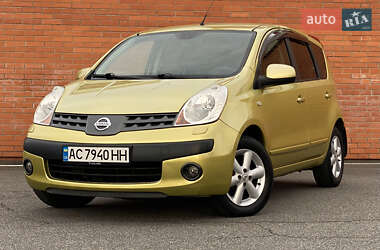 Хэтчбек Nissan Note 2006 в Киеве