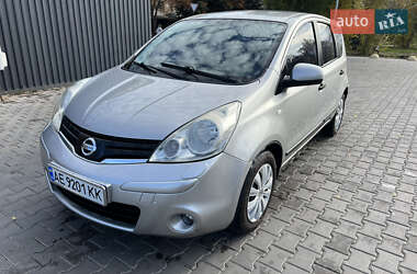Хэтчбек Nissan Note 2010 в Кривом Роге Хэтчбек Nissan Note 2010 в Кривом Роге