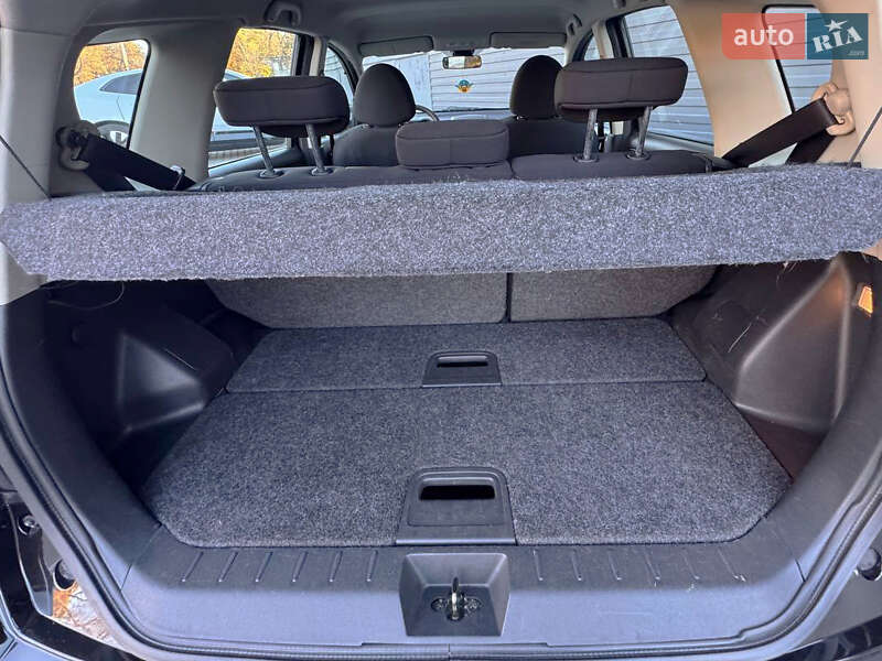 Хэтчбек Nissan Note 2006 в Каменском фото 9 Хэтчбек Nissan Note 2006 в Каменском