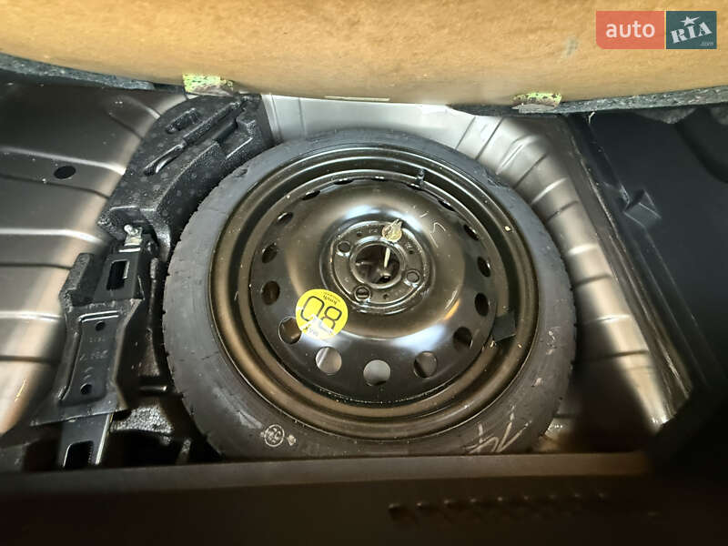 Хэтчбек Nissan Note 2011 в Стрые фото 30 Хэтчбек Nissan Note 2011 в Стрые