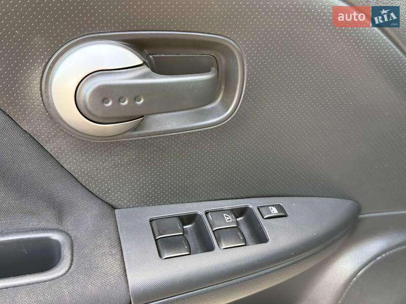 Хэтчбек Nissan Note 2011 в Стрые фото 34 Хэтчбек Nissan Note 2011 в Стрые