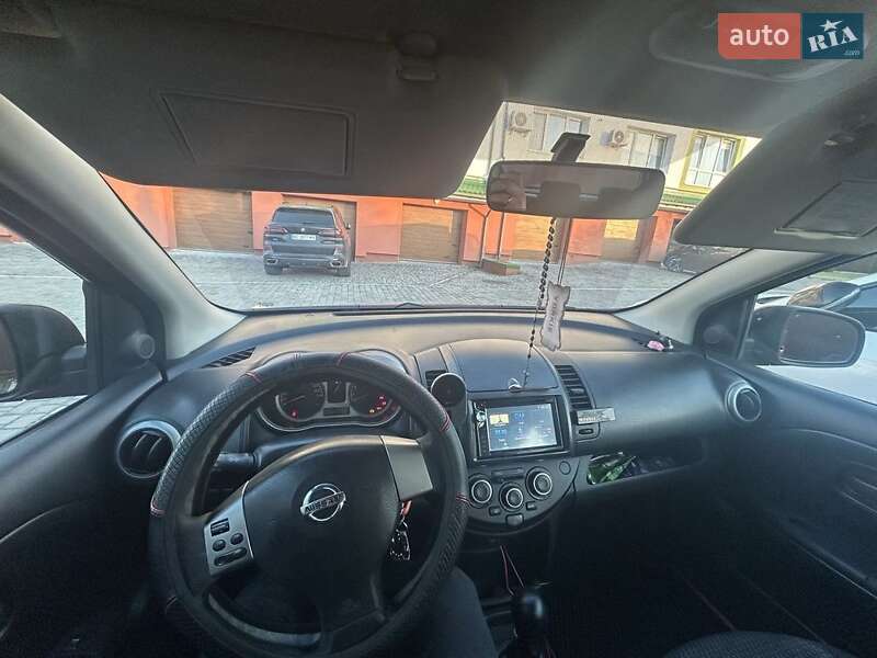 Хэтчбек Nissan Note 2006 в Львове