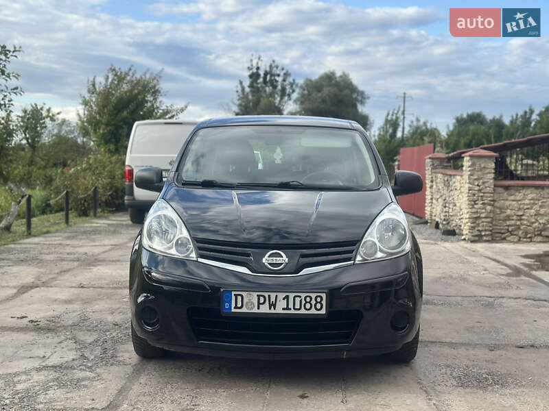 Хэтчбек Nissan Note 2009 в Дубно фото 4 Хэтчбек Nissan Note 2009 в Дубно