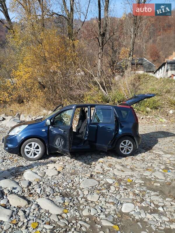 Хэтчбек Nissan Note 2010 в Ужгороде фото 10 Хэтчбек Nissan Note 2010 в Ужгороде