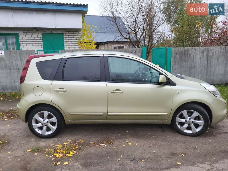 Хэтчбек Nissan Note 2010 в Чернигове фото 6 Хэтчбек Nissan Note 2010 в Чернигове