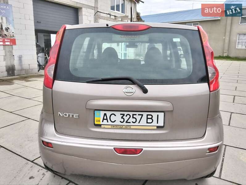Хэтчбек Nissan Note 2007 в Сокирнице