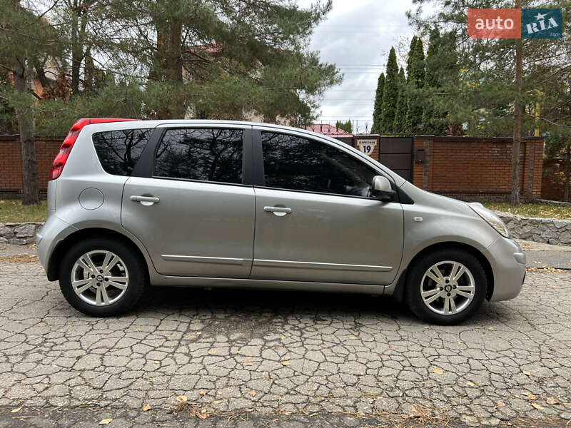 Хэтчбек Nissan Note 2008 в Харькове