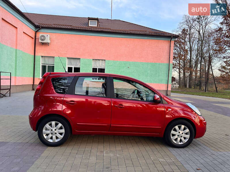 Хэтчбек Nissan Note 2007 в Чернигове фото Хэтчбек Nissan Note 2007 в Чернигове