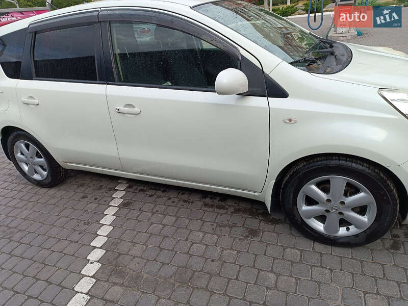 Хэтчбек Nissan Note 2012 в Днепре фото 4 Хэтчбек Nissan Note 2012 в Днепре