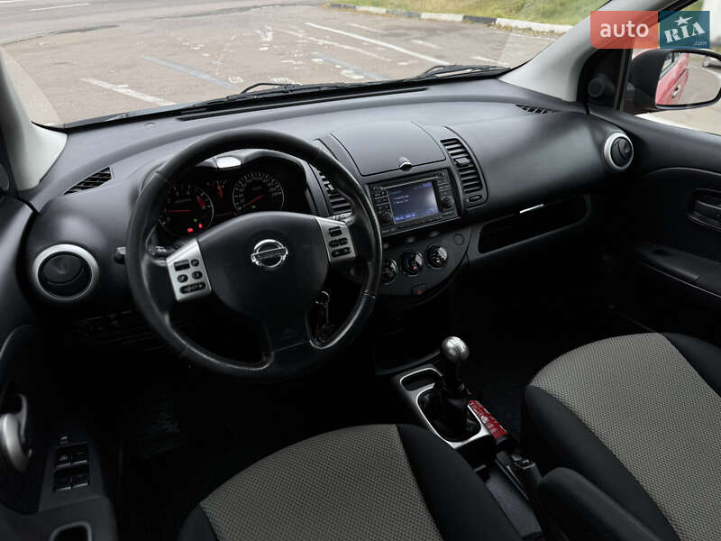 Хетчбек Nissan Note 2011 в Дрогобичі
