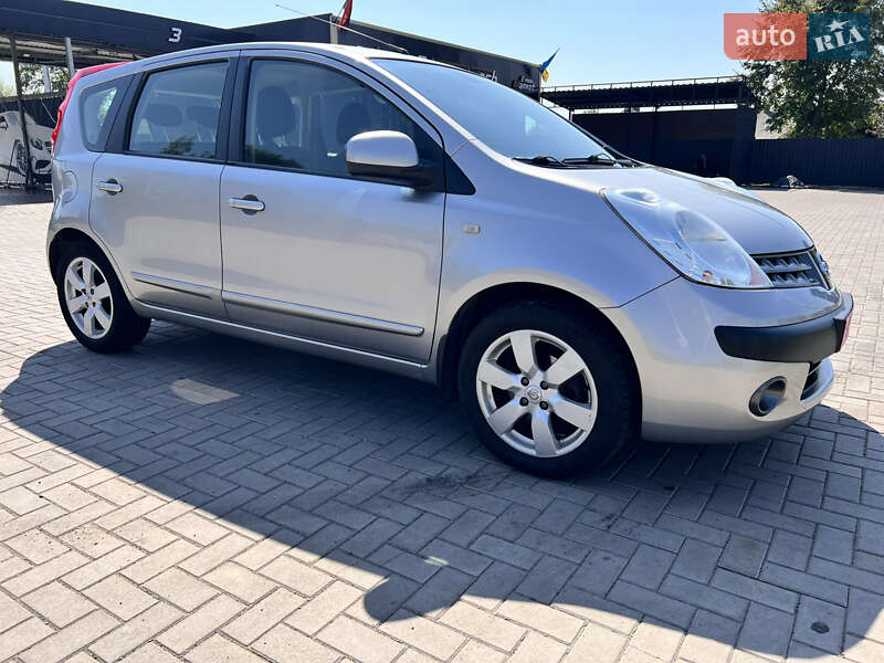 Хэтчбек Nissan Note 2006 в Сосновке фото 7 Хэтчбек Nissan Note 2006 в Сосновке