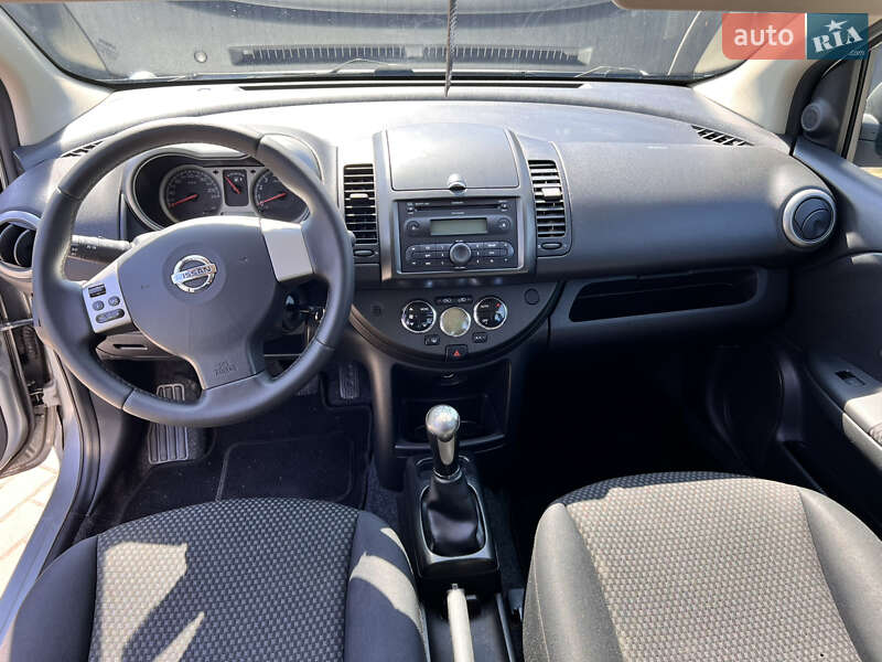 Хэтчбек Nissan Note 2006 в Сосновке фото 12 Хэтчбек Nissan Note 2006 в Сосновке