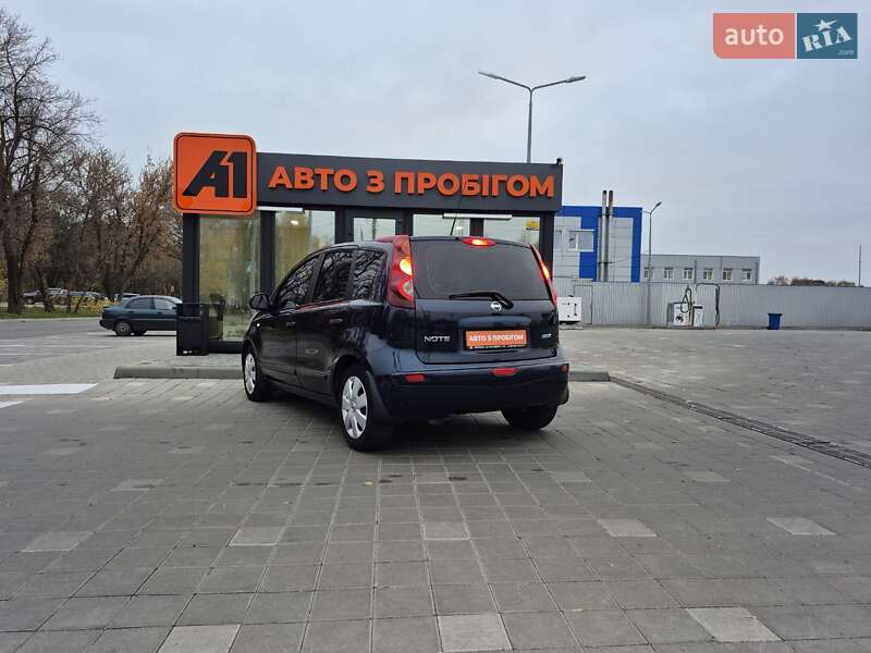 Хэтчбек Nissan Note 2011 в Черкассах
