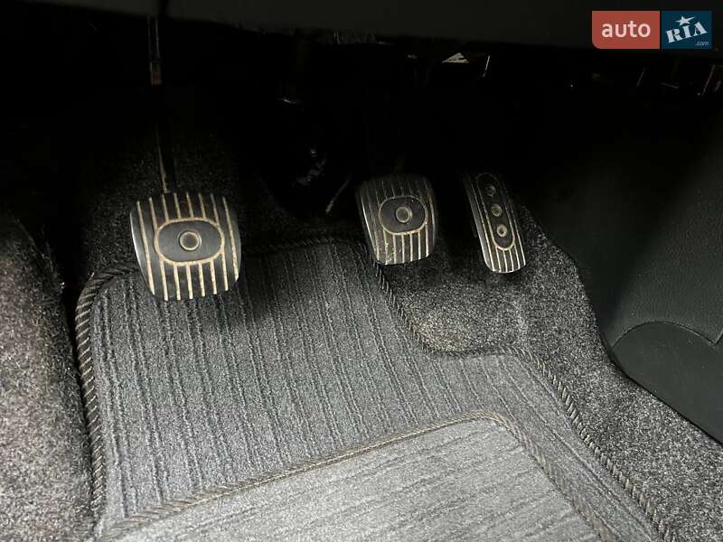 Хетчбек Nissan Note 2011 в Кременчуці