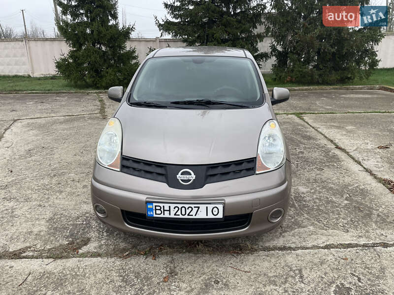 Хэтчбек Nissan Note 2007 в Одессе фото Хэтчбек Nissan Note 2007 в Одессе