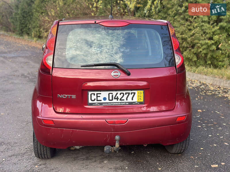 Хетчбек Nissan Note 2012 в Рівному