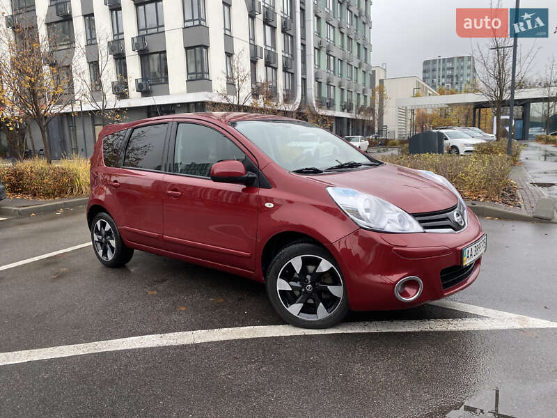 Хэтчбек Nissan Note 2012 в Киеве фото 7 Хэтчбек Nissan Note 2012 в Киеве