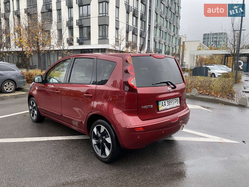 Хэтчбек Nissan Note 2012 в Киеве фото 16 Хэтчбек Nissan Note 2012 в Киеве
