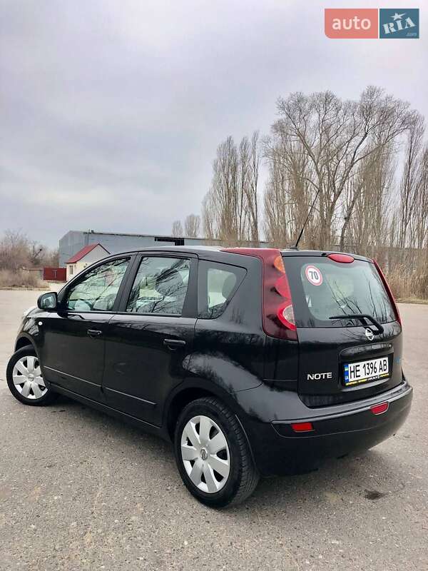 Хэтчбек Nissan Note 2009 в Николаеве