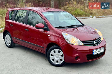 Хэтчбек Nissan Note 2011 в Дрогобыче