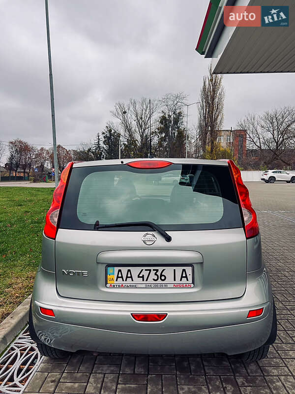 Хетчбек Nissan Note 2008 в Житомирі