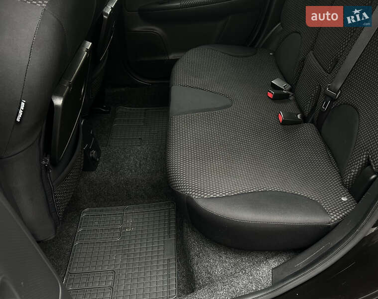 Хетчбек Nissan Note 2007 в Вінниці фото 64 Хетчбек Nissan Note 2007 в Вінниці