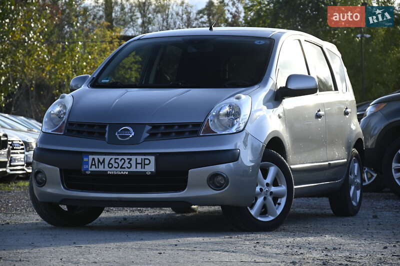 Хэтчбек Nissan Note 2006 в Бердичеве фото 5 Хэтчбек Nissan Note 2006 в Бердичеве