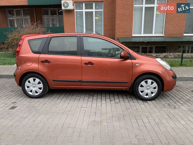 Хэтчбек Nissan Note 2006 в Черновцах фото 4 Хэтчбек Nissan Note 2006 в Черновцах
