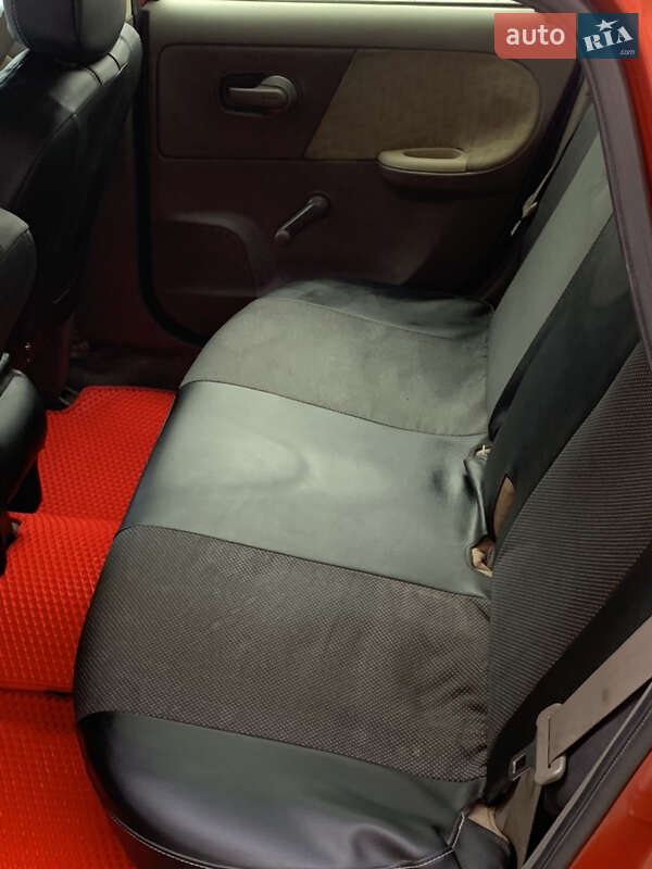 Хэтчбек Nissan Note 2006 в Черновцах фото 11 Хэтчбек Nissan Note 2006 в Черновцах