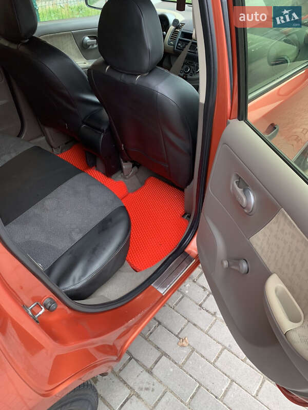 Хэтчбек Nissan Note 2006 в Черновцах фото 12 Хэтчбек Nissan Note 2006 в Черновцах