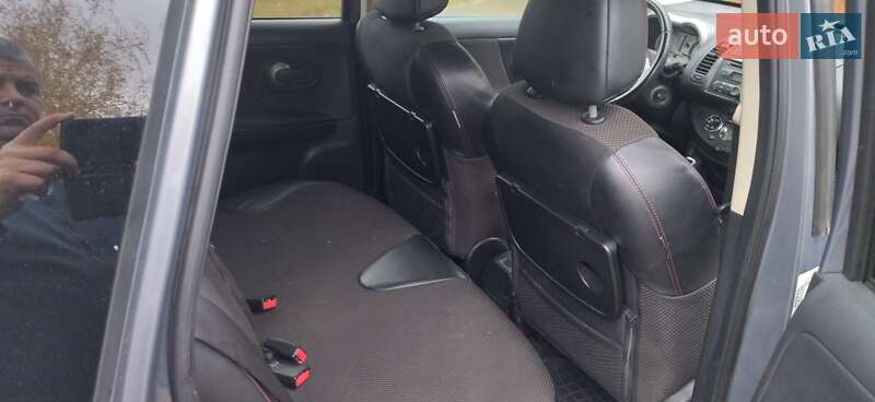 Хэтчбек Nissan Note 2007 в Вараше фото 9 Хэтчбек Nissan Note 2007 в Вараше
