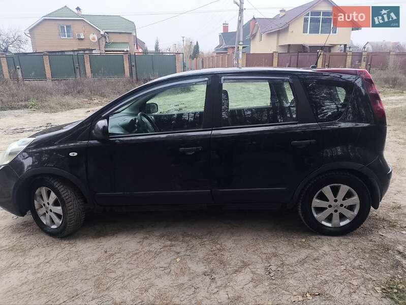 Хетчбек Nissan Note 2010 в Вишгороді фото 5 Хетчбек Nissan Note 2010 в Вишгороді