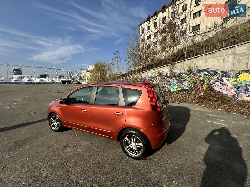 Хетчбек Nissan Note 2007 в Києві фото 3 Хетчбек Nissan Note 2007 в Києві
