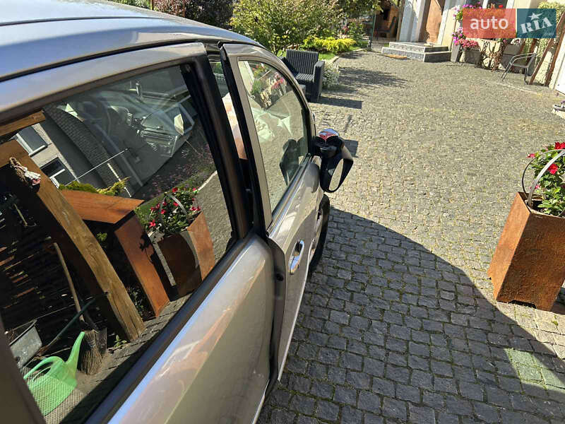 Хэтчбек Nissan Note 2009 в Деражне фото 13 Хэтчбек Nissan Note 2009 в Деражне