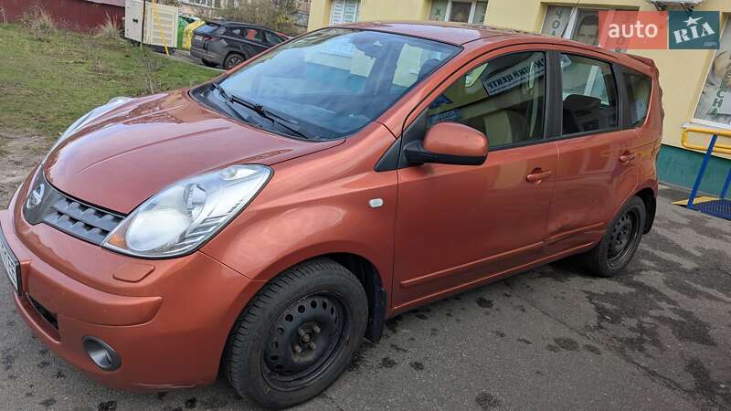 Хетчбек Nissan Note 2007 в Києві фото 10 Хетчбек Nissan Note 2007 в Києві