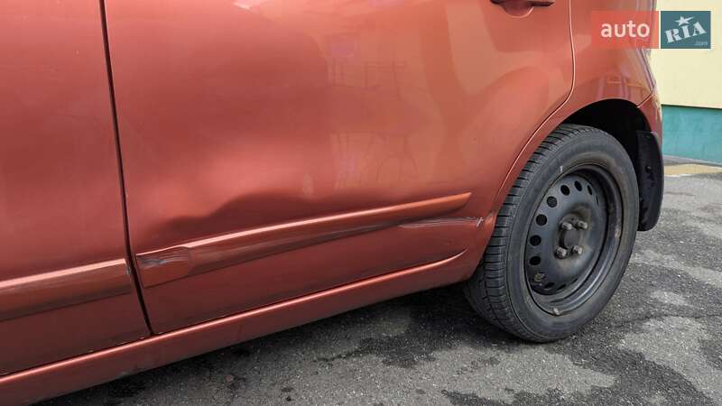 Хетчбек Nissan Note 2007 в Києві фото 12 Хетчбек Nissan Note 2007 в Києві