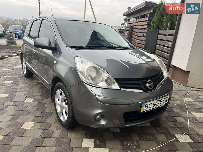 Хэтчбек Nissan Note 2011 в Львове