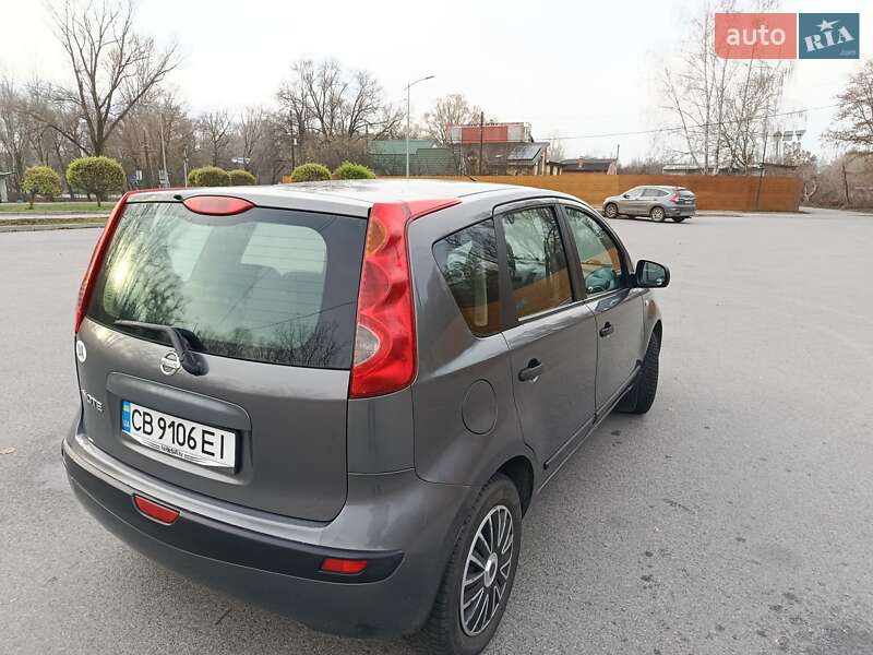 Хэтчбек Nissan Note 2006 в Чернигове фото 9 Хэтчбек Nissan Note 2006 в Чернигове