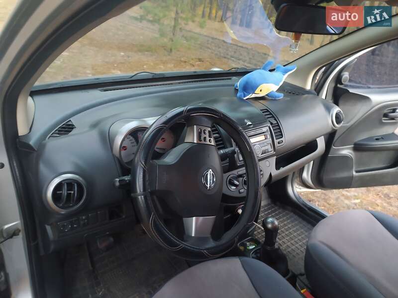 Хэтчбек Nissan Note 2008 в Днепре