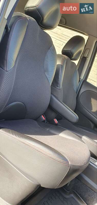 Хэтчбек Nissan Note 2008 в Казатине фото 45 Хэтчбек Nissan Note 2008 в Казатине