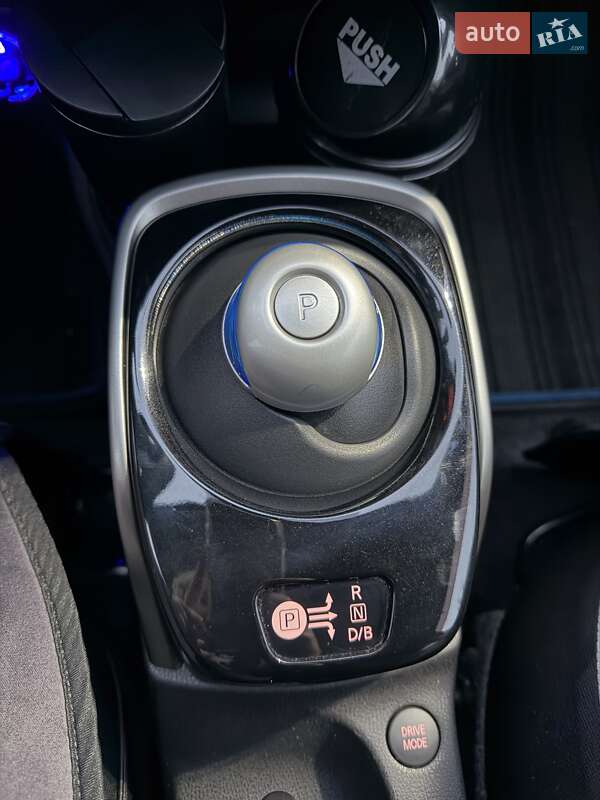 Хэтчбек Nissan Note 2017 в Киеве